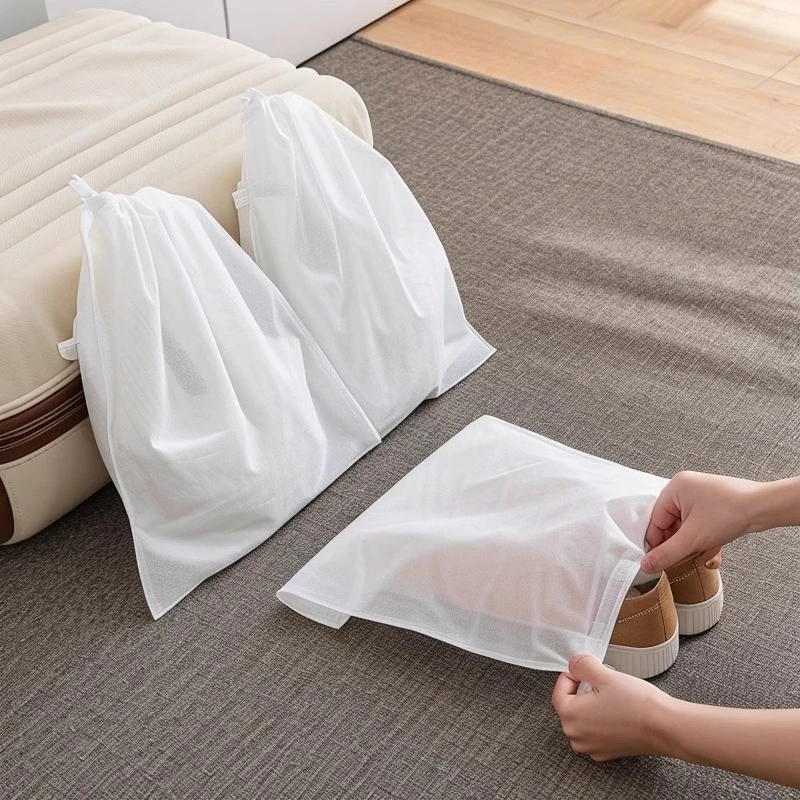 Sacchetto Portascarpe con Coulisse Antipolvere Traspirante ad Asciugatura Rapida, Organizer da Viaggio per Casa e Armadio, in Tessuto Non Tessuto, Portatile e Appendibile per Protezione